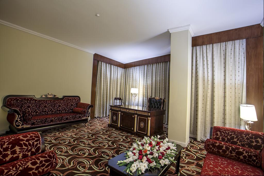 Rose View Hotel Sylhet Exteriör bild